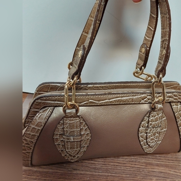 Worthington Small Gold Handbag - Picture 3 of 14